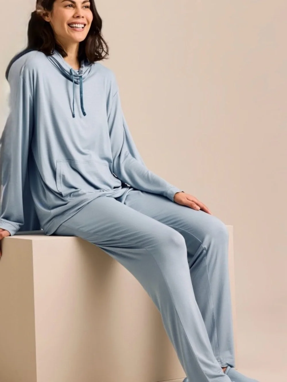 EMIRATES Dream Above the Clouds Light Blue pyjama set top and bottom loungewear